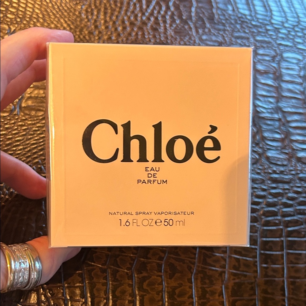 Chloe Eau de Parfum - Elegant Cream